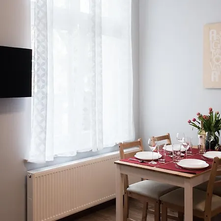 Ubytování v soukromí Host Patio *