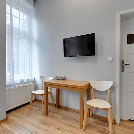 Host Patio Rum i privatbostad Sopot